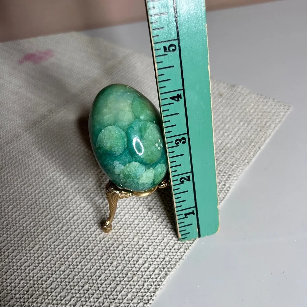 Vintage Green Alabaster Stone Egg‎ with Gold Tone Ornate Tripod Stand Decor